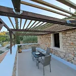 Tsivouli Accommodation